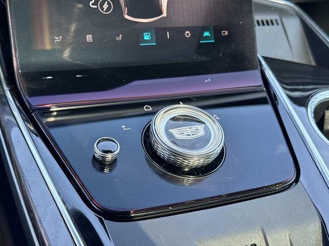 Used 2025 Cadillac Escalade IQ Luxury 2 w/ LPO, Premium Carpet Package image 16