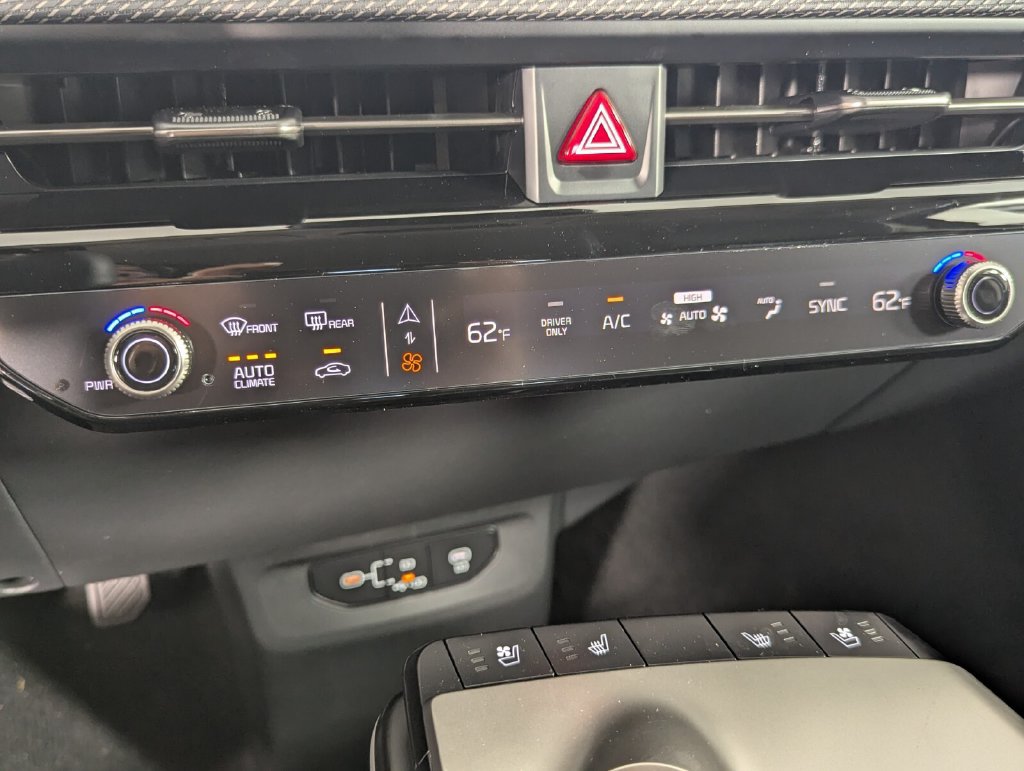 New 2026 Kia EV6 Wind RWD image 20