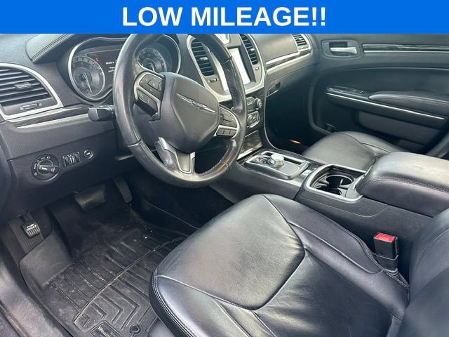 Used 2015 Chrysler 300 Limited w/ Driver Convenience Group AWD/4WD image 13
