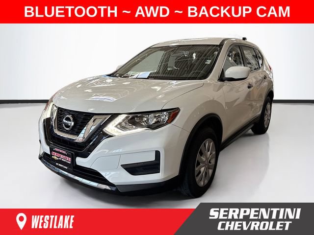 Used 2017 Nissan Rogue S image 1