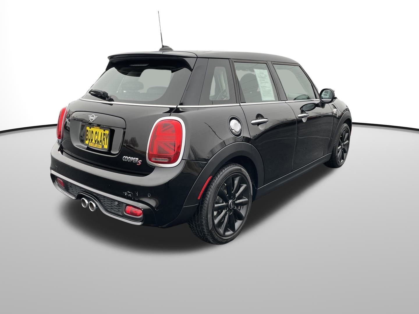 Used 2020 MINI Cooper S image 3