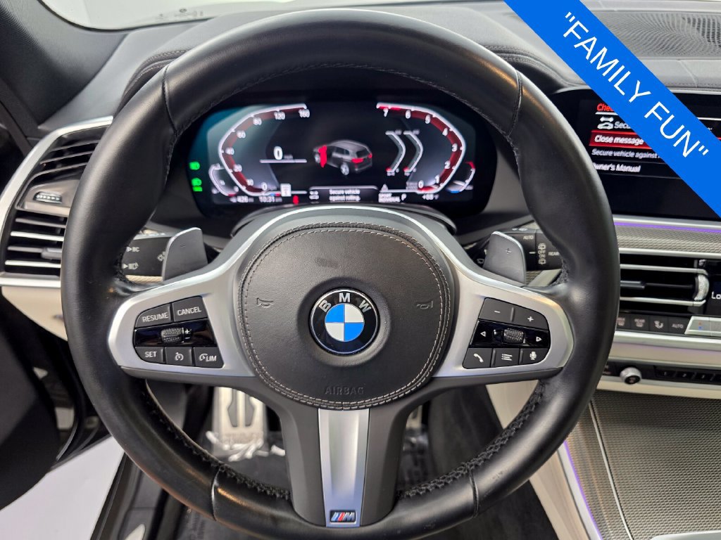 Used 2022 BMW X5 sDrive40i w/ M Sport Package RWD image 18