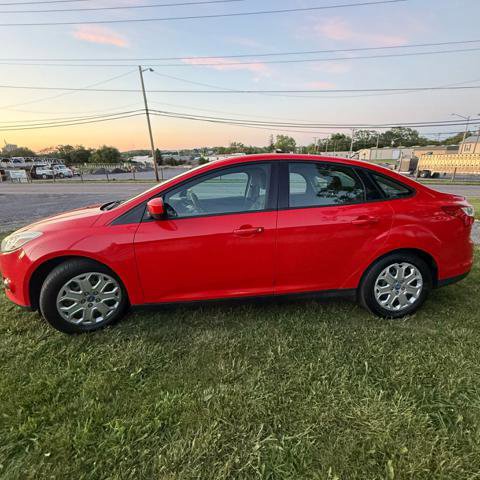Used 2012 Ford Focus SE image 4