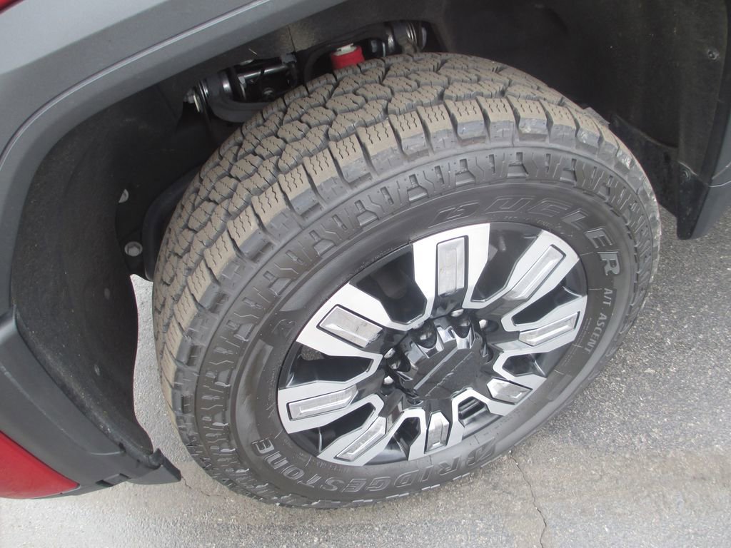Used 2024 GMC Sierra 2500 Denali w/ Denali Reserve Package AWD/4WD image 15