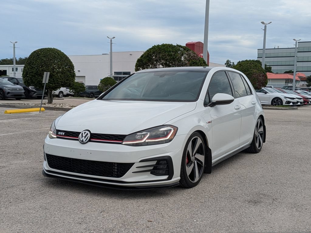 Used 2018 Volkswagen GTI SE w/ SE Leather Package FWD image 2