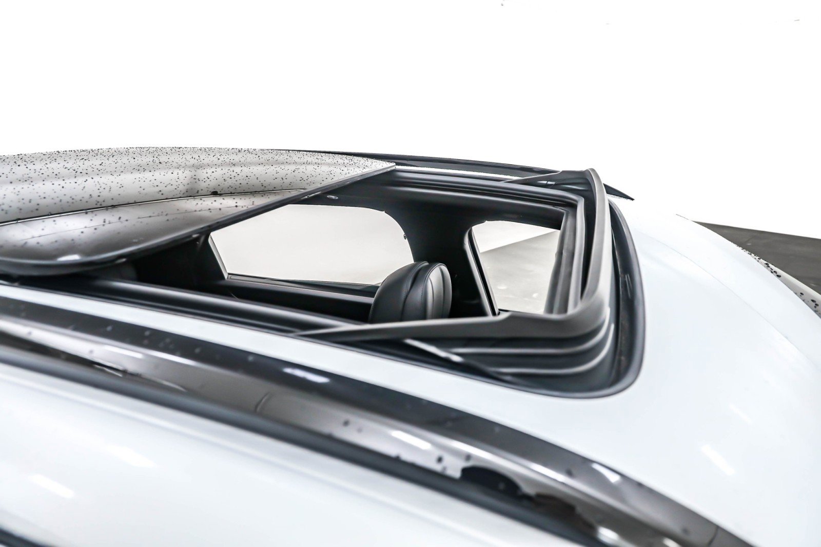 Used 2023 Bentley Bentayga Speed image 22