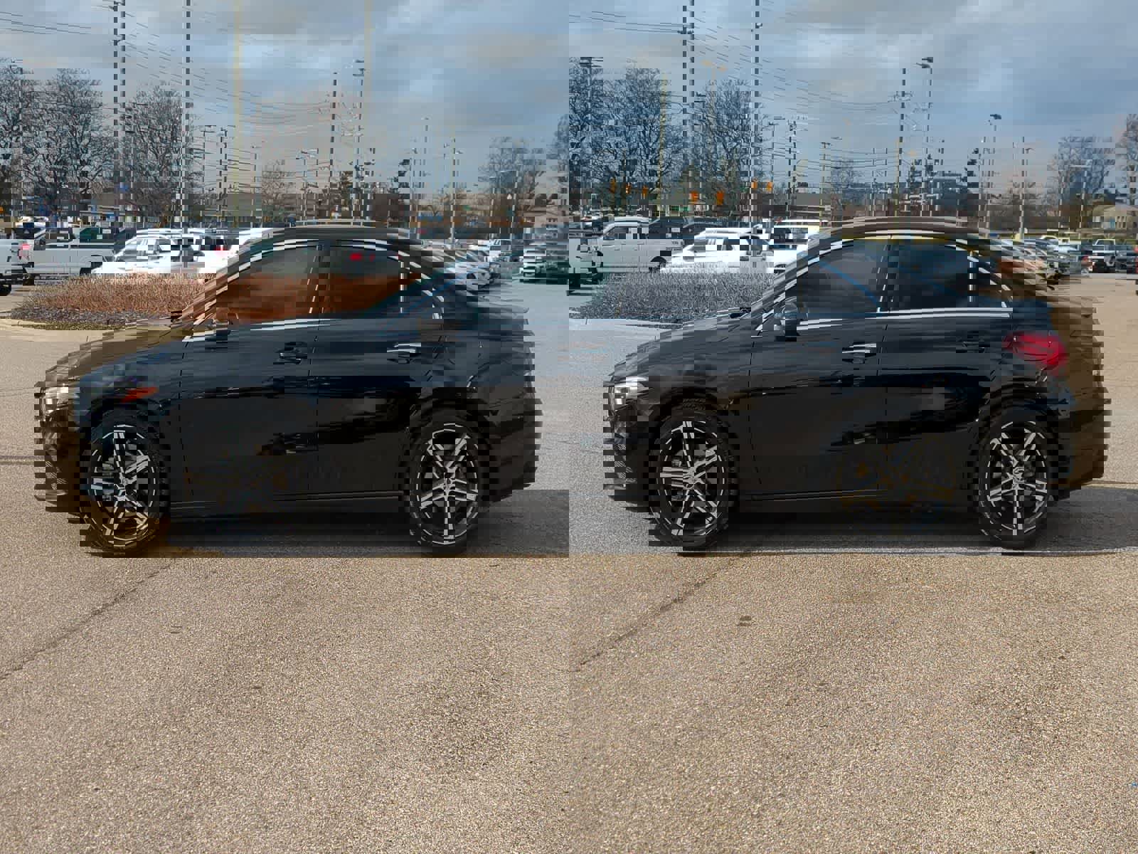 Used 2022 Mercedes-Benz A 220 4MATIC image 5