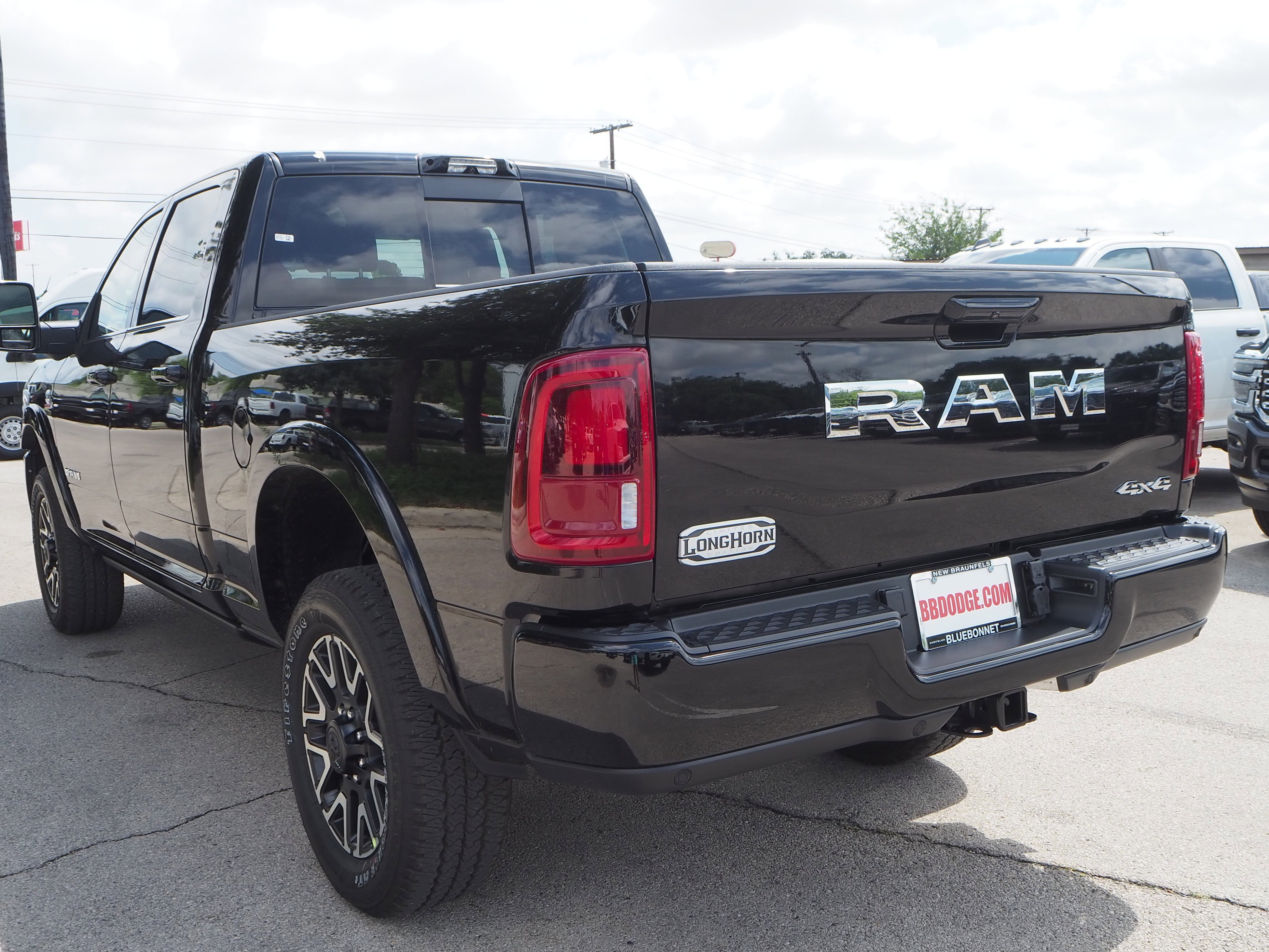 New 2025 RAM 2500 Limited AWD/4WD image 8