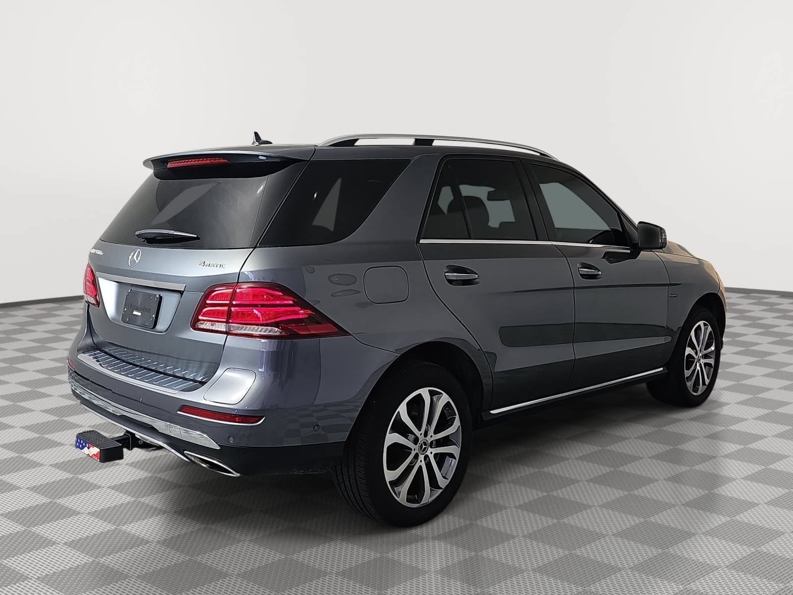 Used 2018 Mercedes-Benz GLE 550e 4MATIC image 8