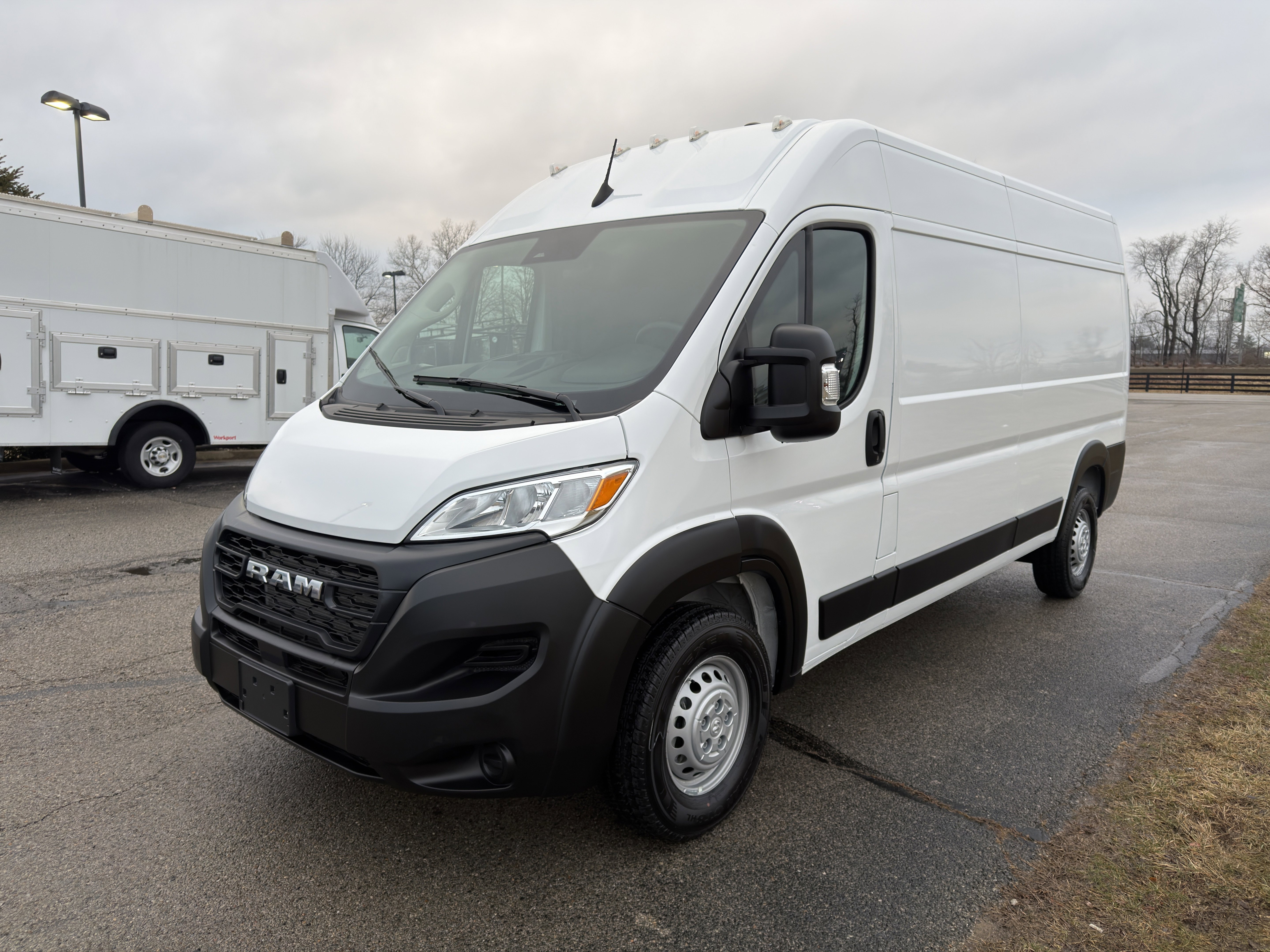 Used 2024 RAM ProMaster 2500 image 4