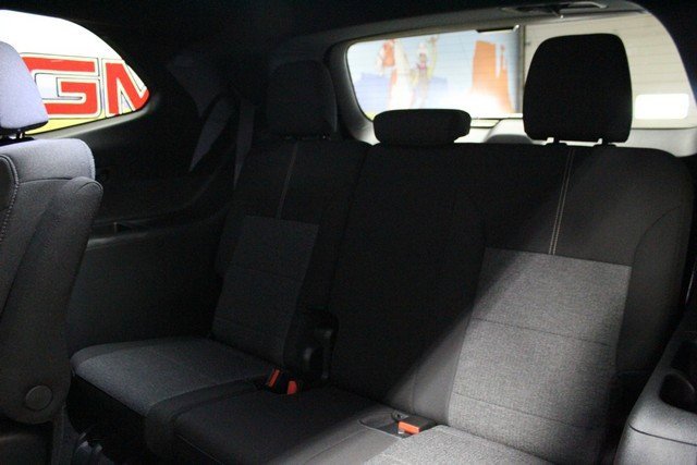 New 2026 GMC Acadia Elevation image 16