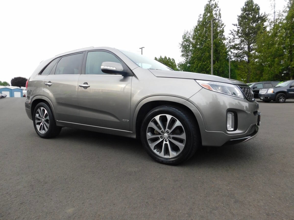 Used 2014 Kia Sorento SX w/ 3rd Row Package image 1