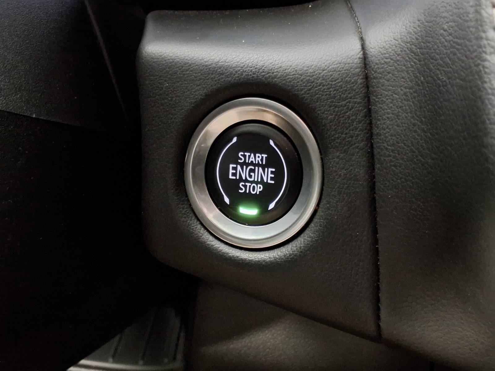 Used 2023 GMC Yukon XL SLT image 11