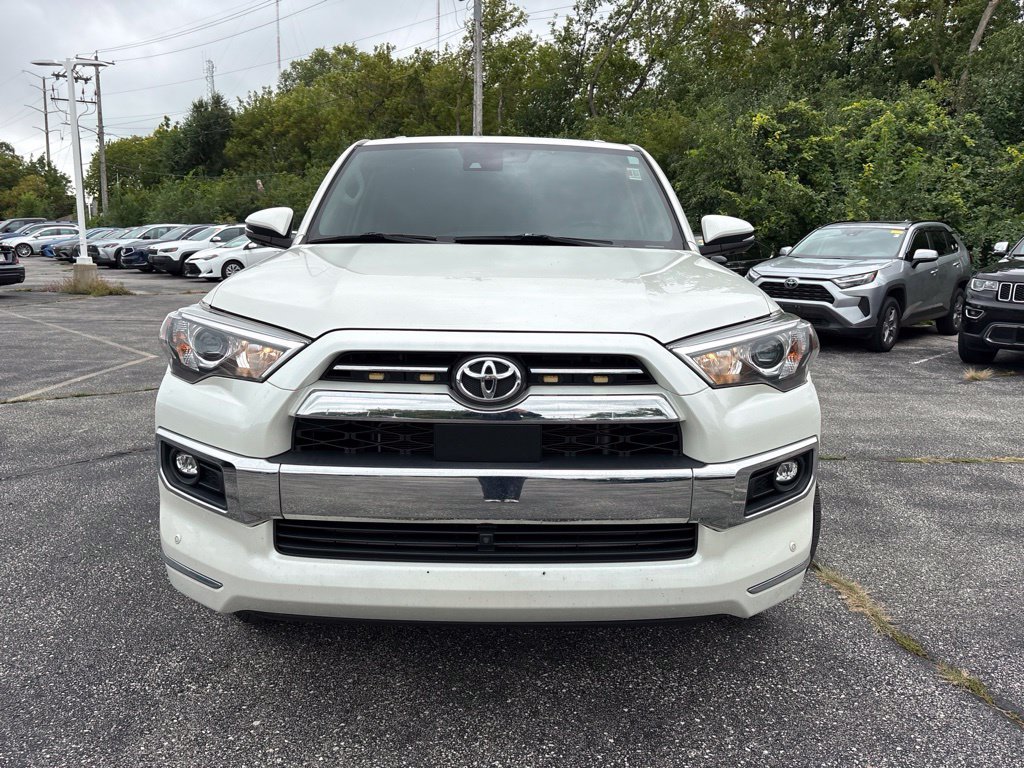 Used 2022 Toyota 4Runner Limited AWD/4WD image 2