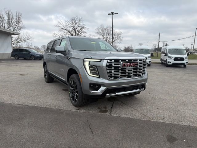 New 2026 GMC Yukon XL Denali w/ Denali Reserve Package image 4