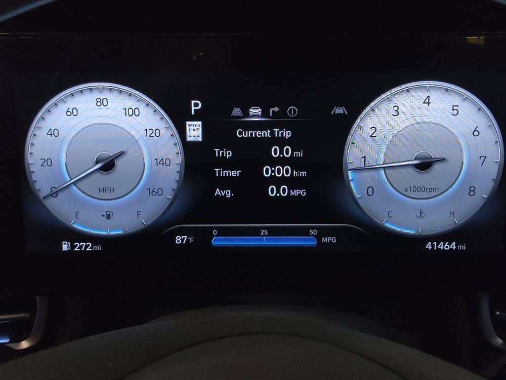 Used 2024 Hyundai Elantra SEL FWD image 23