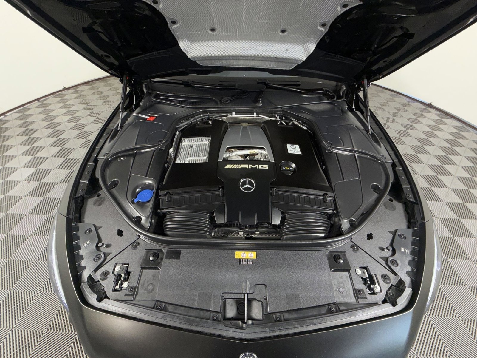 Used 2018 Mercedes-Benz S 63 AMG 4MATIC Coupe image 28