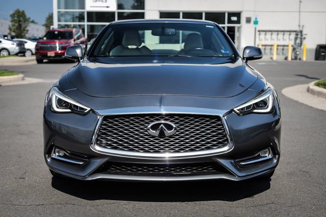 Used 2017 INFINITI Q60 3.0t w/ Premium Plus Package 3.0T AWD/4WD image 6