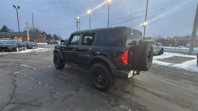 Used 2024 Ford Bronco Wildtrak image 8