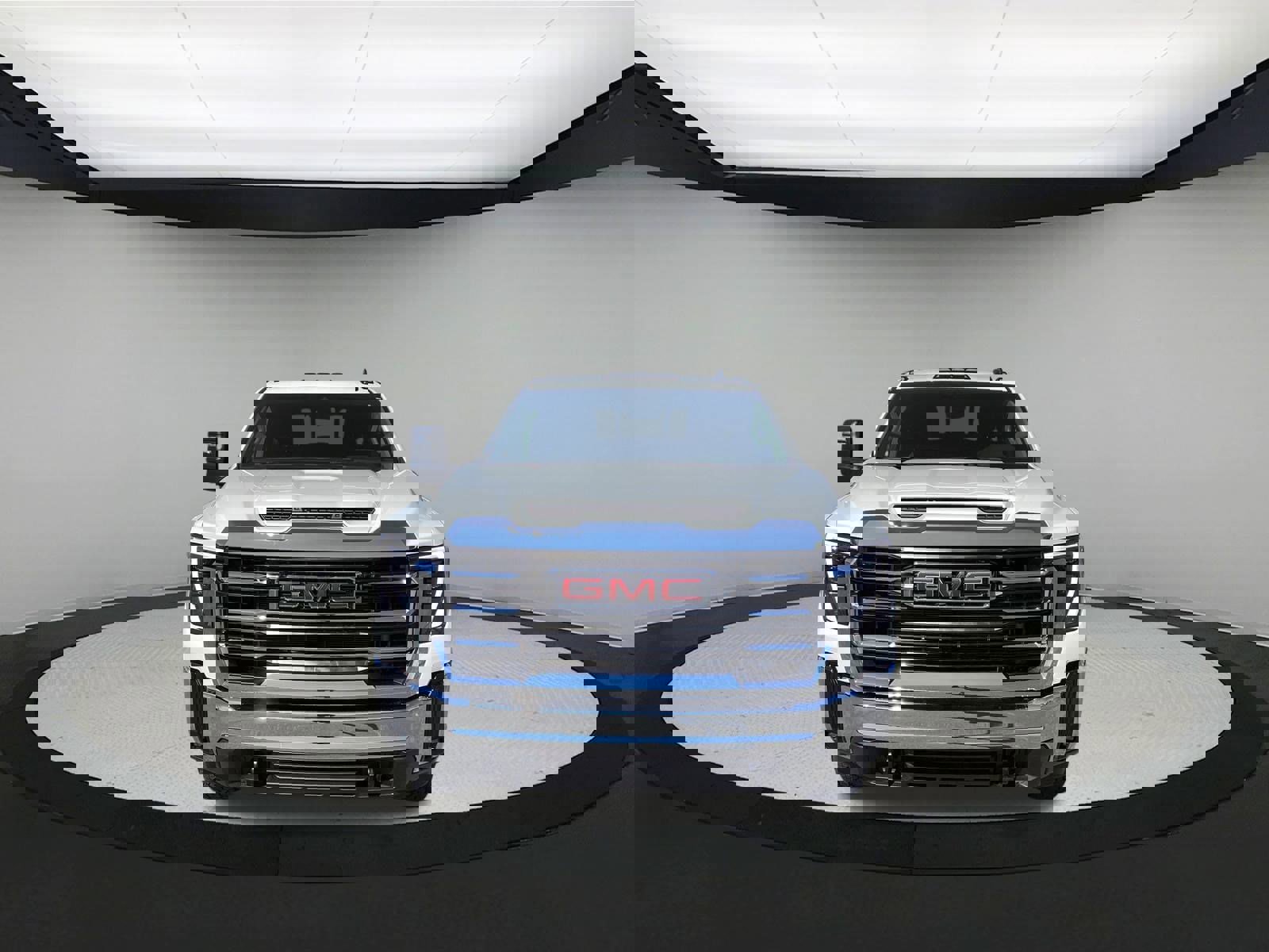 Used 2025 GMC Sierra 2500 SLE w/ SLE Value Package; image 3