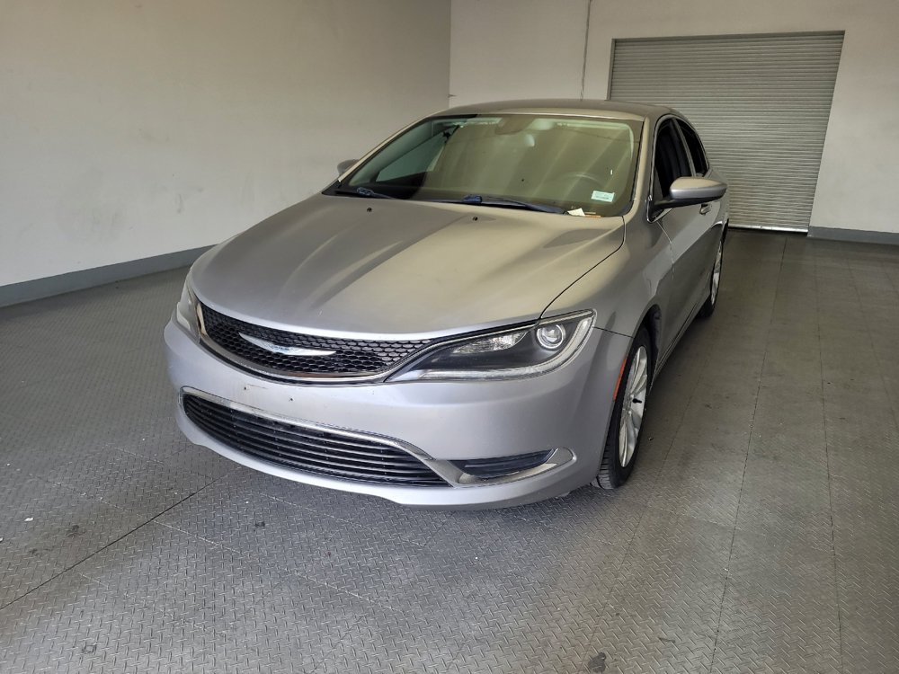 Used 2015 Chrysler 200 Limited FWD image 15