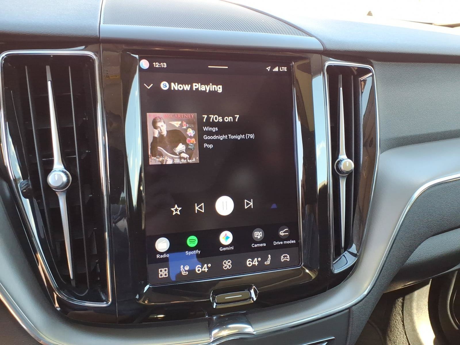 Certified 2023 Volvo XC60 B5 Core w/ Climate Package AWD/4WD image 24