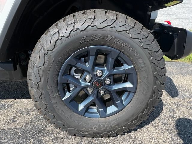 New 2026 Jeep Wrangler Unlimited Sport w/ Dual Top Group AWD/4WD image 18