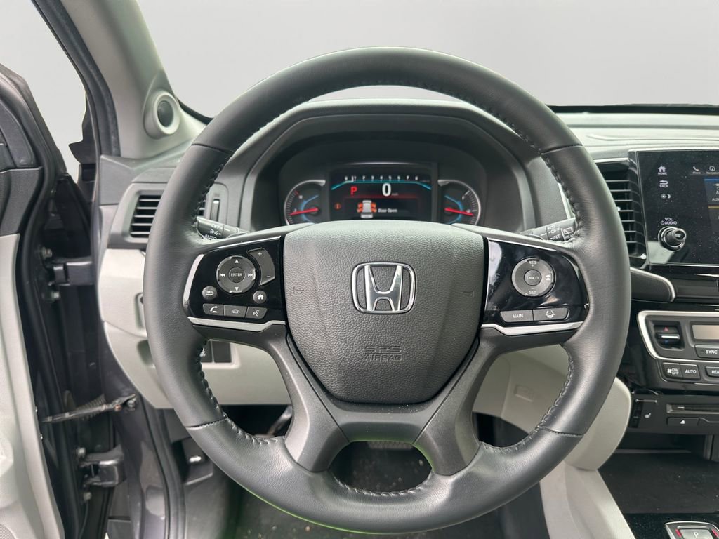 Used 2021 Honda Pilot Touring image 12