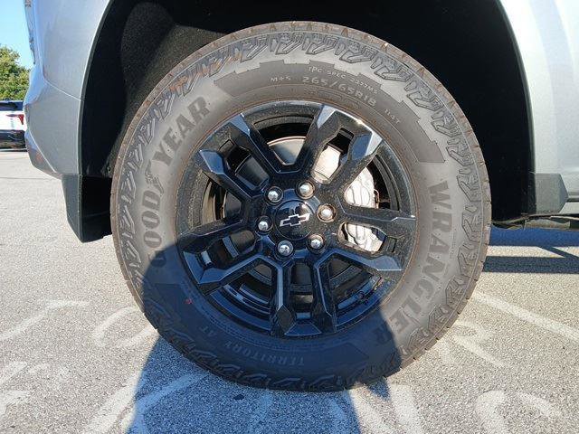 New 2025 Chevrolet Colorado Z71 w/ Midnight Edition image 9