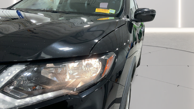 Used 2020 Nissan Rogue SV AWD/4WD image 32