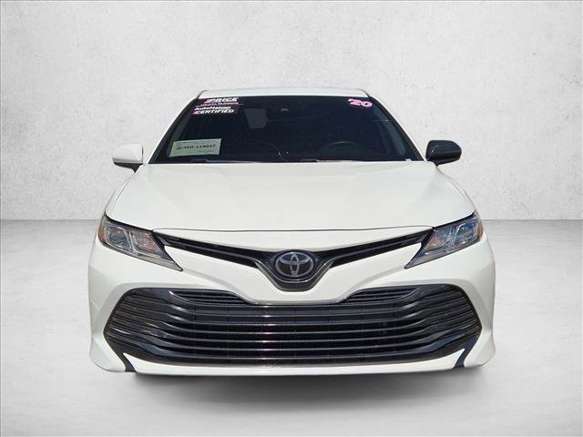 Used 2020 Toyota Camry LE image 2