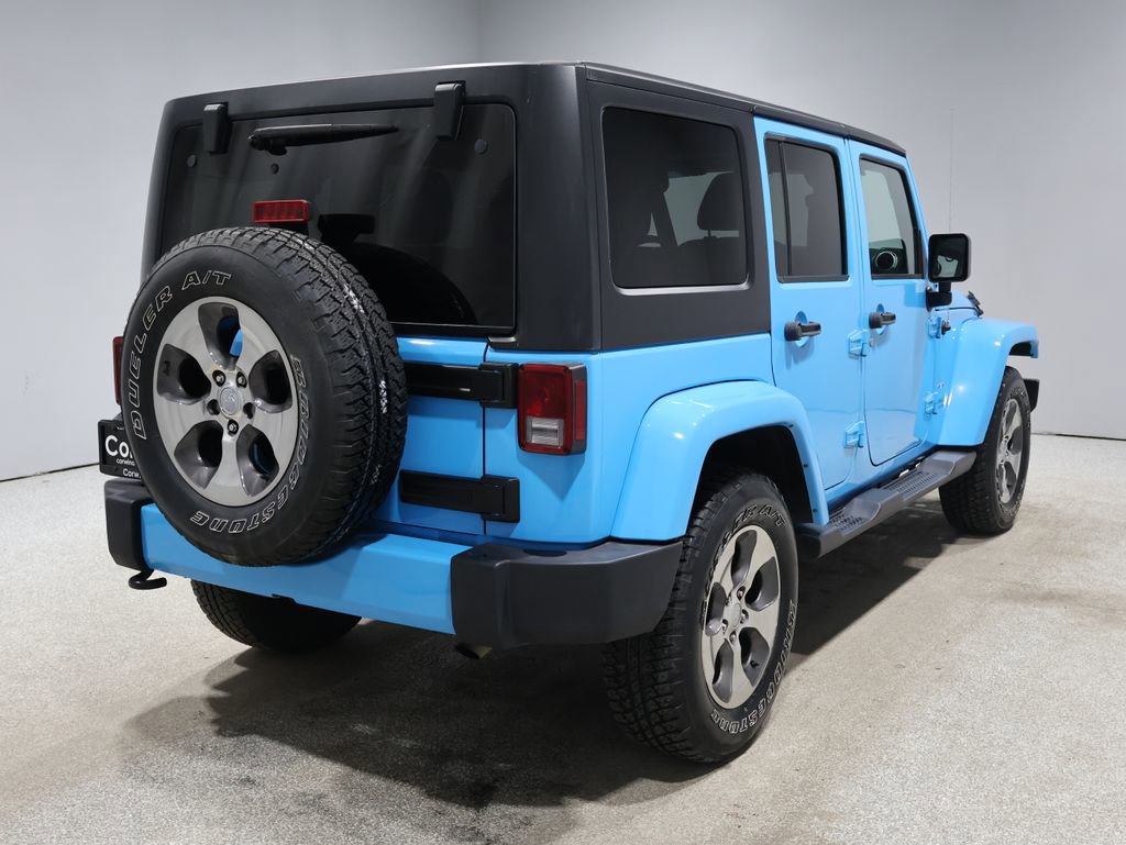 Used 2017 Jeep Wrangler Unlimited Sahara w/ Dual Top Group image 2
