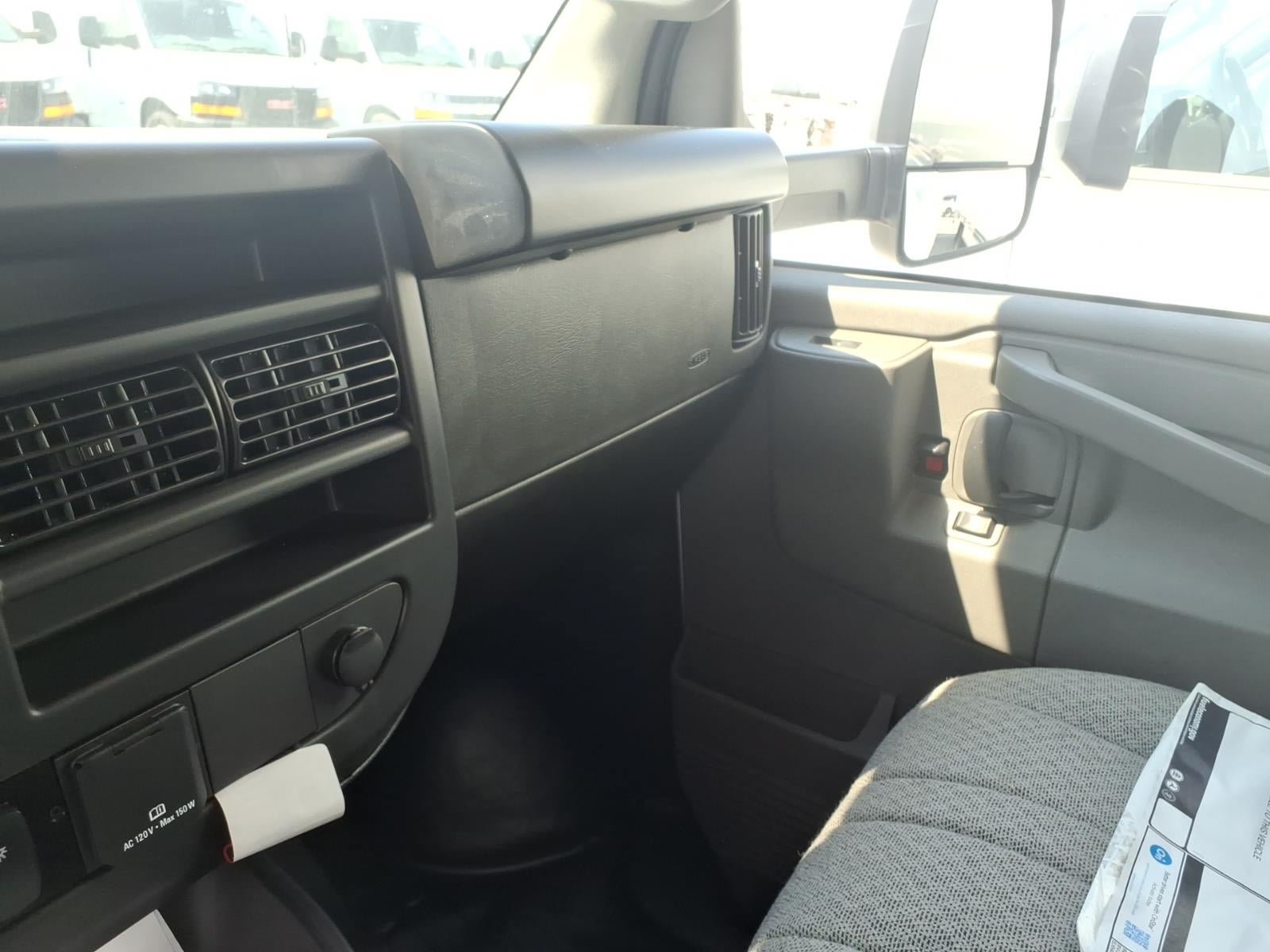 New 2026 Chevrolet Express 4500 w/ Power Convenience Package RWD image 13