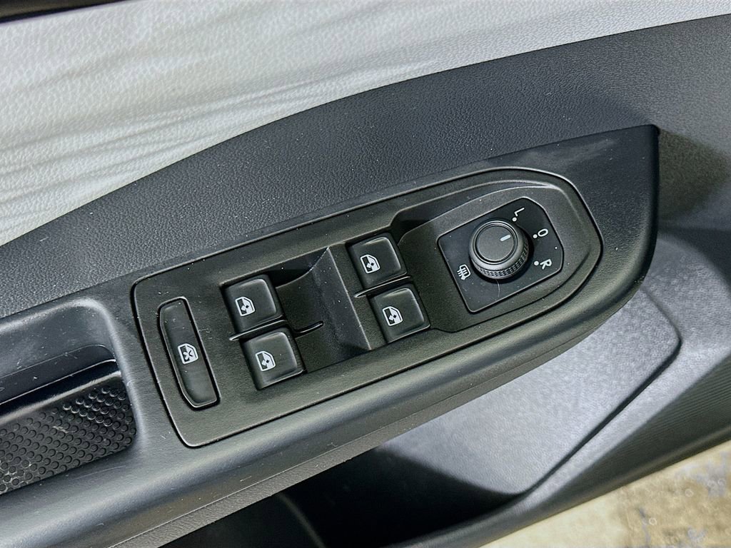 Used 2023 Volkswagen Taos S image 20