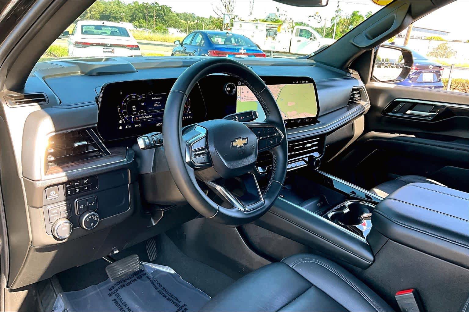 Used 2025 Chevrolet Tahoe LT AWD/4WD image 17