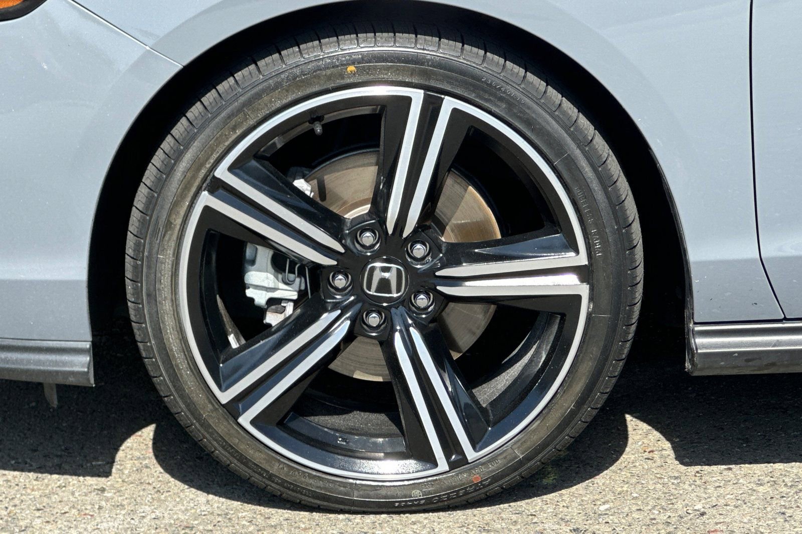 Used 2023 Honda Accord Sport image 28