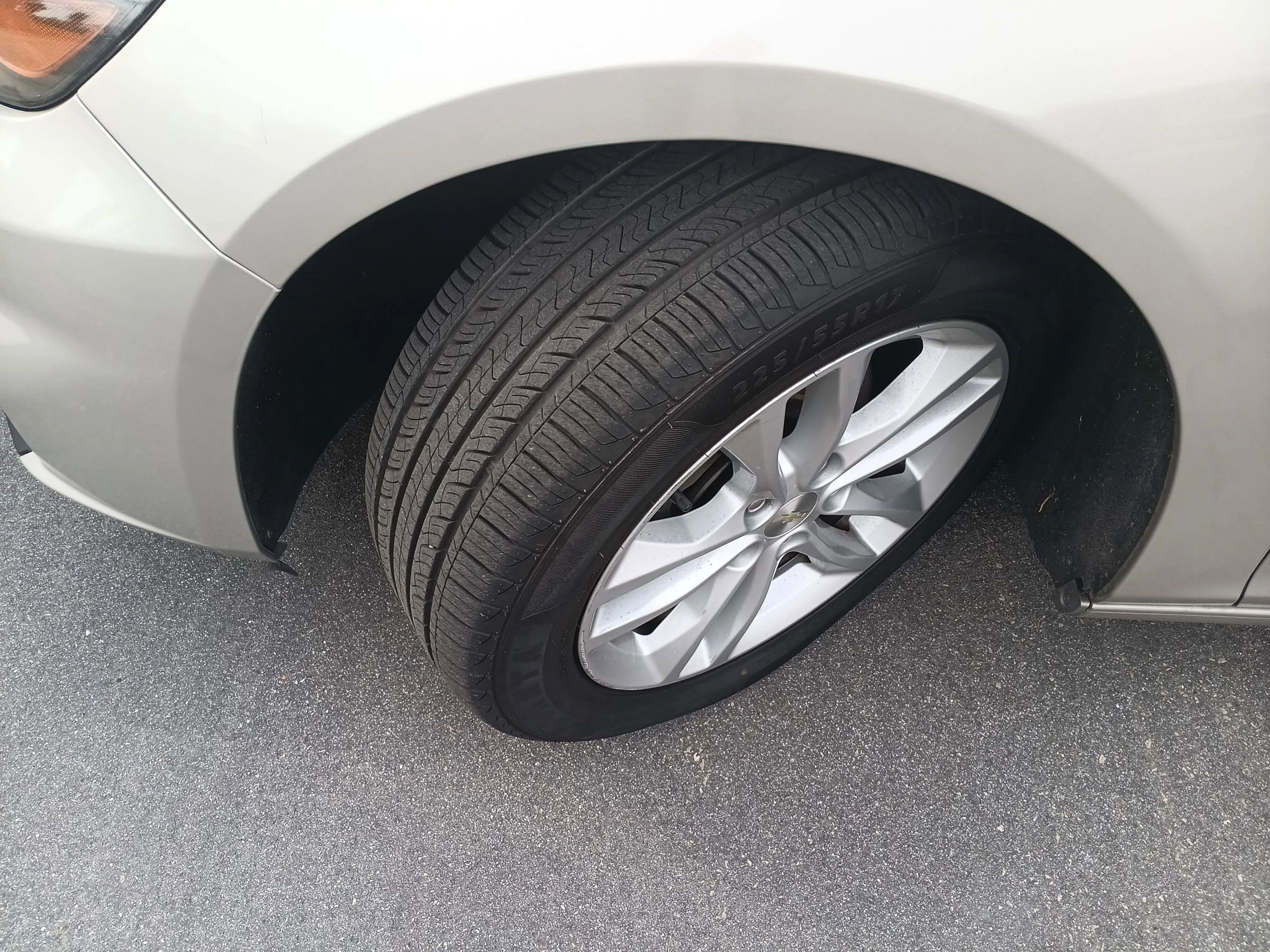 Used 2016 Chevrolet Malibu LT w/ Driver Confidence Package image 25