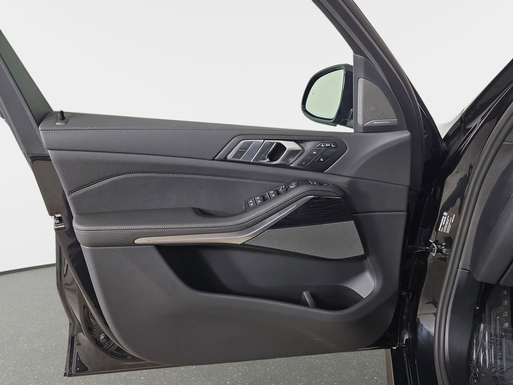 New 2026 BMW X7 xDrive40i image 28