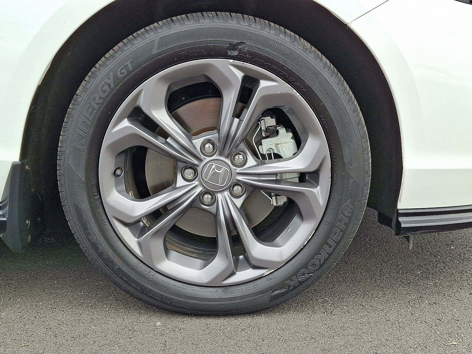 Used 2023 Honda Accord EX-L image 8