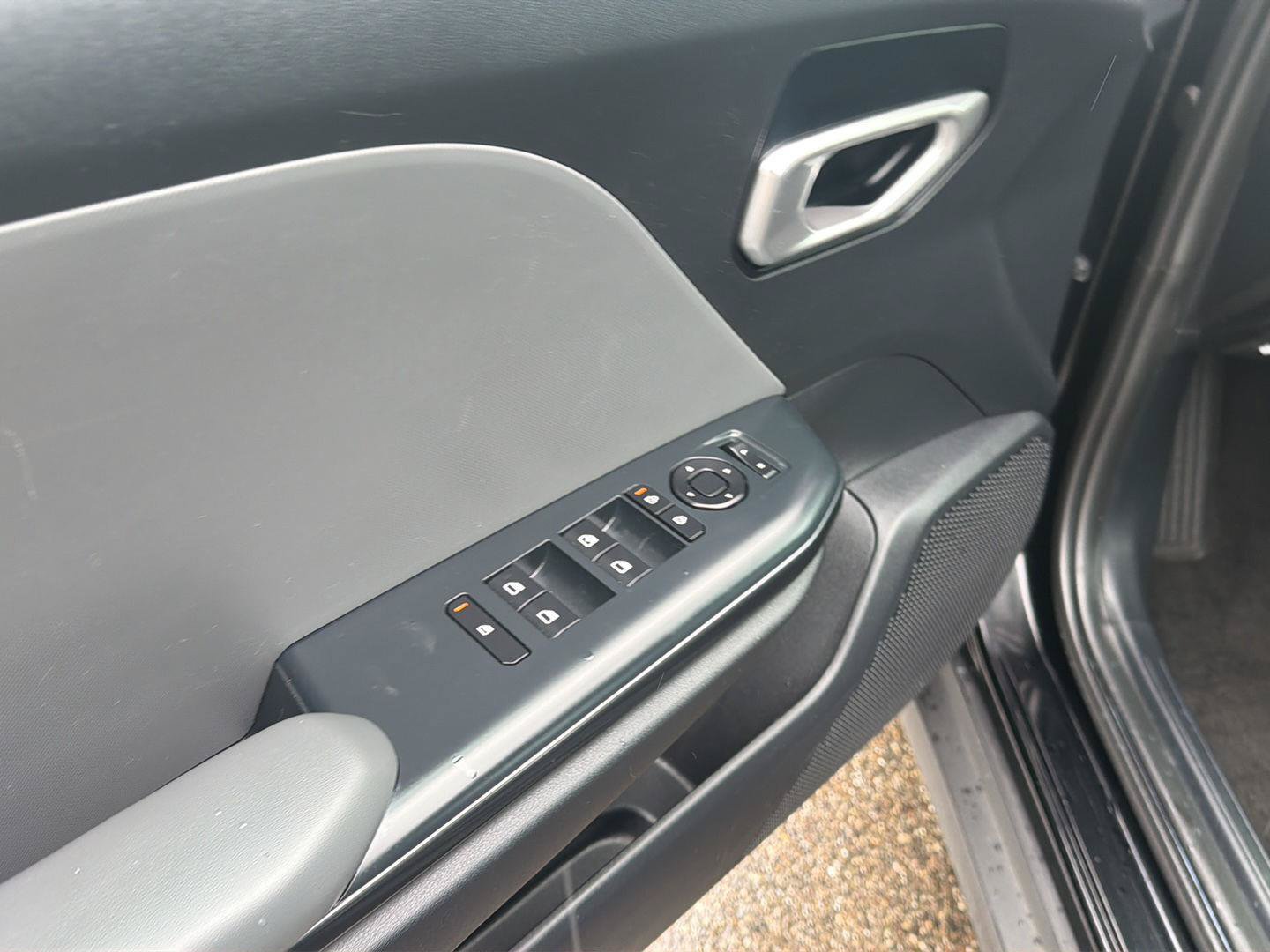Used 2025 Kia K4 FWD image 13