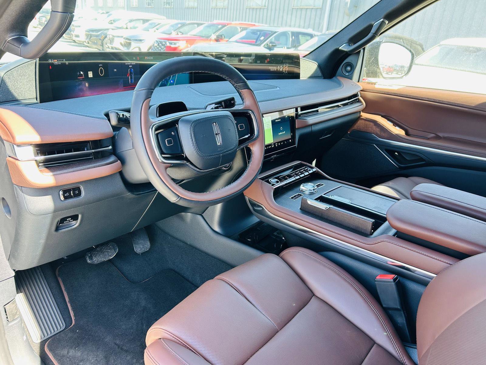 New 2026 Lincoln Navigator Reserve image 23