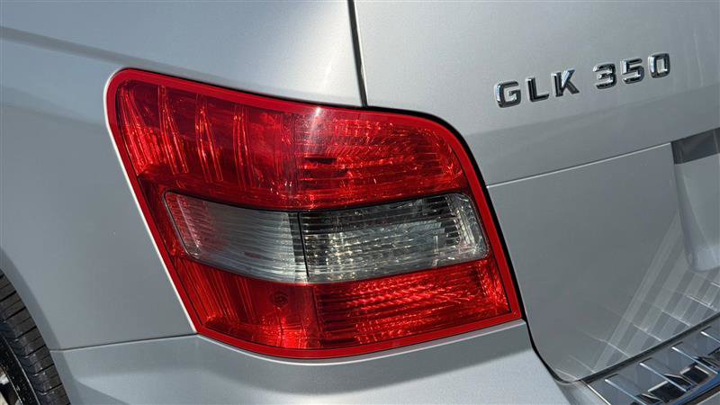 Used 2012 Mercedes-Benz GLK 350 4MATIC image 13