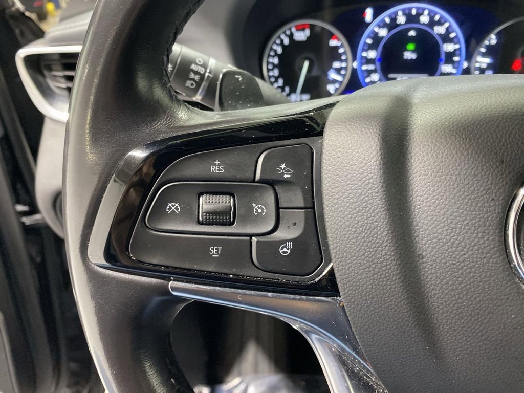 Used 2024 Buick Enclave Premium image 33