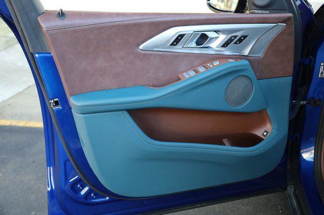 Used 2023 BMW XM AWD/4WD image 14