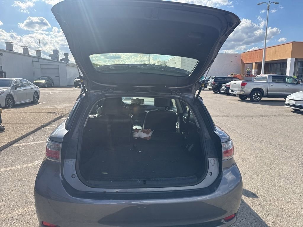 Used 2012 Lexus CT 200h Premium image 6