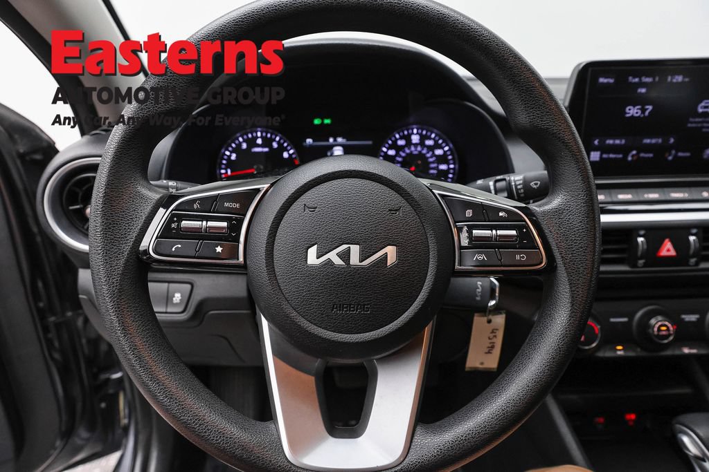 Used 2024 Kia Forte LXS FWD image 11