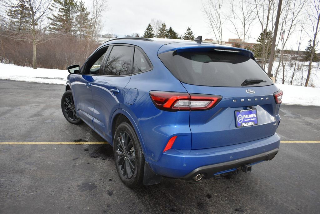 Used 2023 Ford Escape ST-Line Elite w/ Premium Technology Package image 7