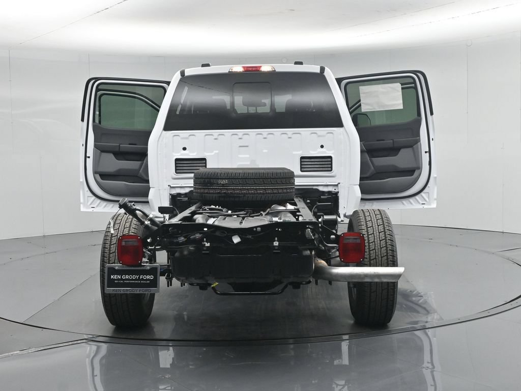 New 2026 Ford F350 XL w/ XL Chrome Package AWD/4WD image 29