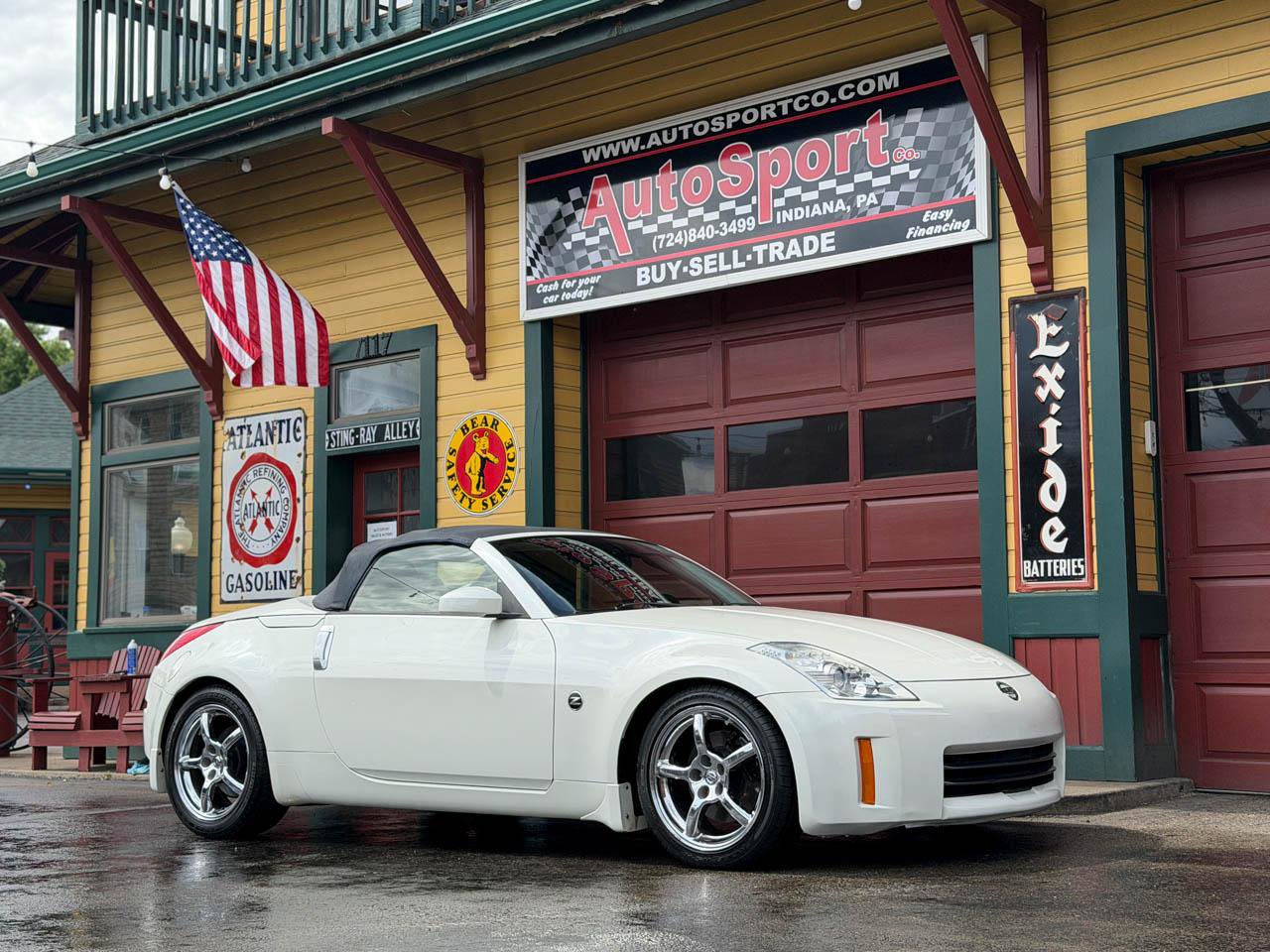 Used 2006 Nissan 350Z Touring RWD image 4
