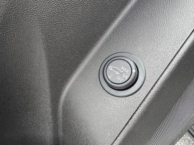 Used 2023 Chevrolet Equinox LT image 16